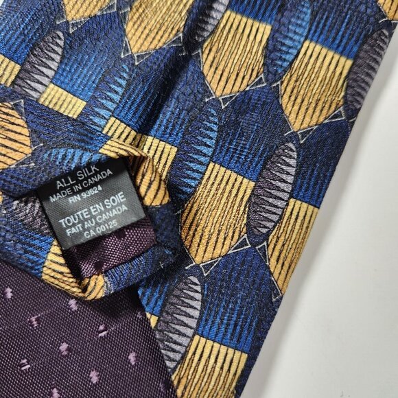 Bill Blass Necktie Men's Tie Silk Blue Gold and Grey Geometric Pattern - Picture 7 of 7